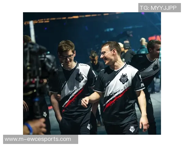 电竞实时数据热议DOTA2FPX灵活性变革引发战术创新与团队协作新思路 电竞实时数据热议DOTA2FPX灵活性变革引发战术创新与团队协作新思路